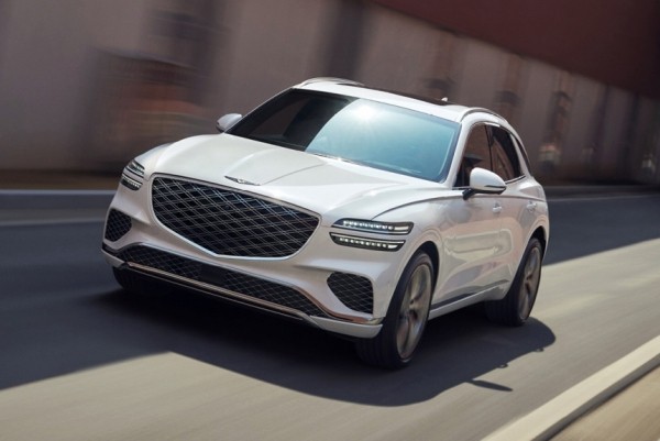 Кроссовер Genesis GV70 подвергся рестайлингу