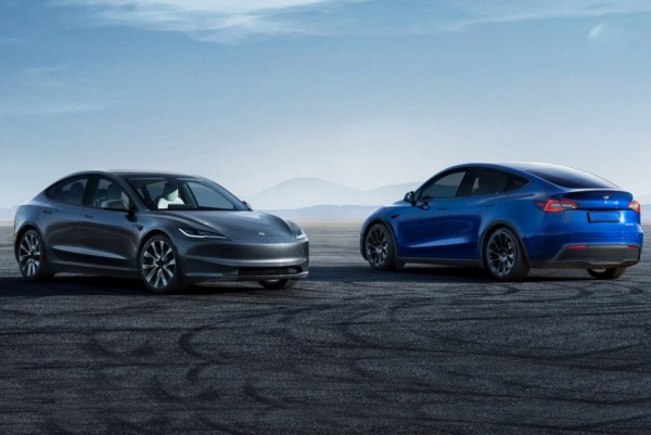 Акции компании Tesla обрушились почти на треть Акции компании Tesla обрушились почти на треть