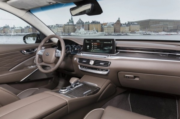 Дилер назвал преимущества и недостатки Kia K9 для России Дилер назвал преимущества и недостатки Kia K9 для России