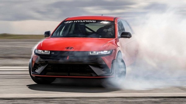 Эксперты назвали признаки нехватки масла в автоматической коробке передач Эксперты назвали признаки нехватки масла в автоматической коробке передач