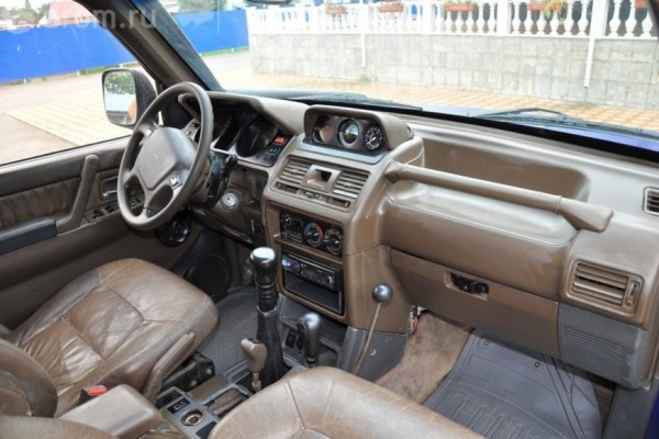 Энтузиаст превратил ГАЗ-66 Шишига в настоящего "монстра" бездорожья Энтузиаст превратил ГАЗ-66 Шишига в настоящего "монстра" бездорожья