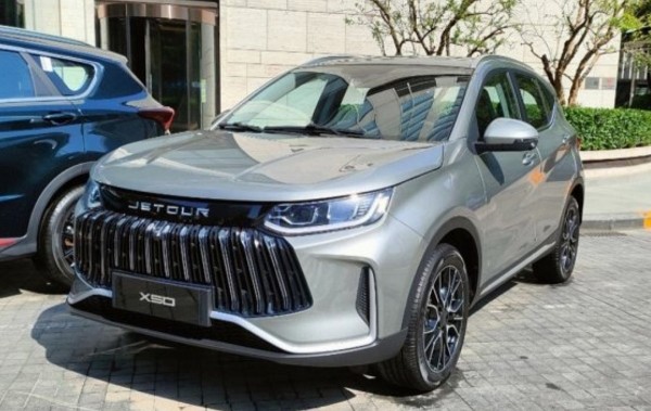 Раскрыли самый доступный кроссовер Jetour X50 для России