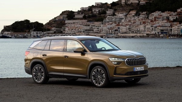 Skoda представила обновленный кроссовер Kodiaq с электрической и гибридной установкой