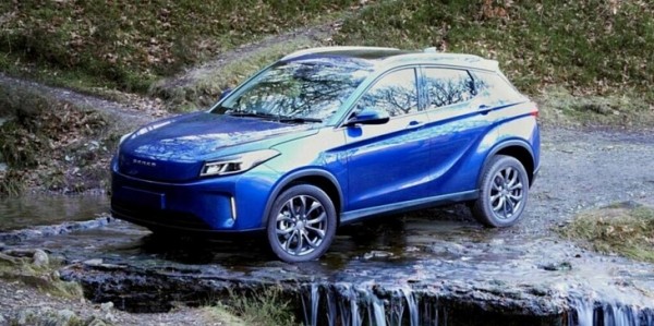 В РФ анонсирован запуск продаж двух кроссоверов нового китайского бренда Seres В РФ анонсирован запуск продаж двух кроссоверов нового китайского бренда Seres