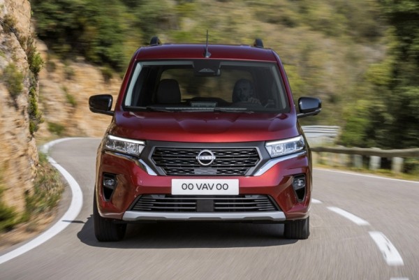 Показан семиместный Nissan Townstar Evalia для Европы Показан семиместный Nissan Townstar Evalia для Европы