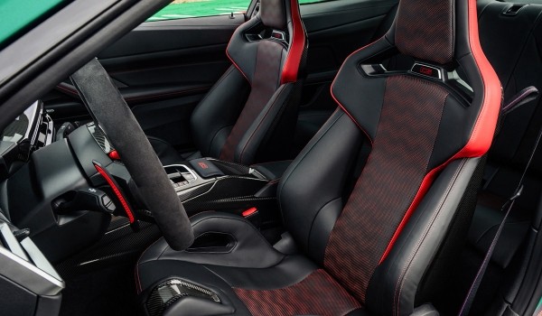 Суперкупе BMW M4 CS: полный привод и меньше экстрима Суперкупе BMW M4 CS: полный привод и меньше экстрима