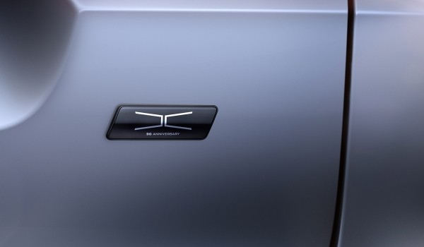 Jaguar F-Pace уходит, а марка прощается с ДВС