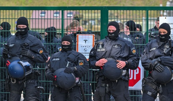 Дайджест дня: Москвич со сваркой, новая Mazda CX-5 и другие события индустрии Дайджест дня: Москвич со сваркой, новая Mazda CX-5 и другие события индустрии