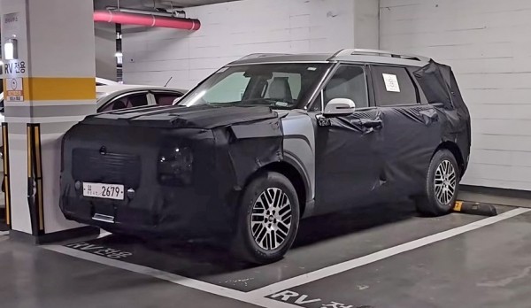 Кроссовер Hyundai Palisade второго поколения попался в Корее Кроссовер Hyundai Palisade второго поколения попался в Корее