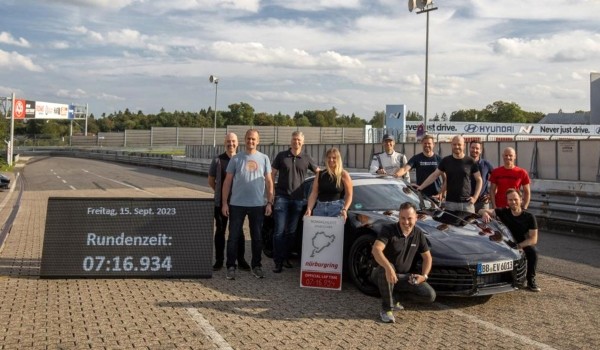 Гибридный Porsche 911: первые подробности