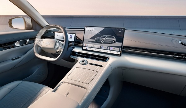 Представлен среднеразмерный кроссовер Geely Galaxy E5 Представлен среднеразмерный кроссовер Geely Galaxy E5