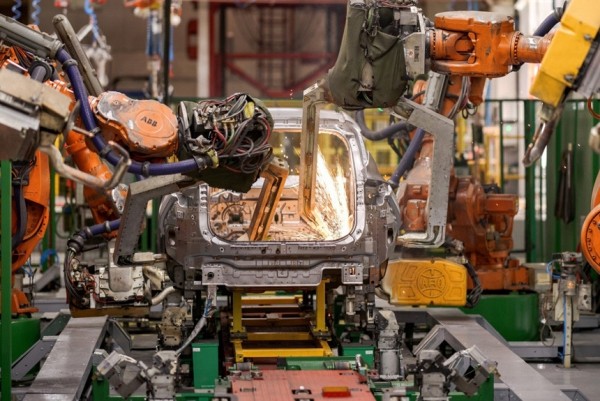 Дайджест дня: Москвич со сваркой, новая Mazda CX-5 и другие события индустрии Дайджест дня: Москвич со сваркой, новая Mazda CX-5 и другие события индустрии