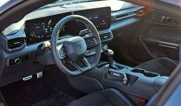 Hennessey H850 Mustang Dark Horse: лошадка с компрессором Hennessey H850 Mustang Dark Horse: лошадка с компрессором