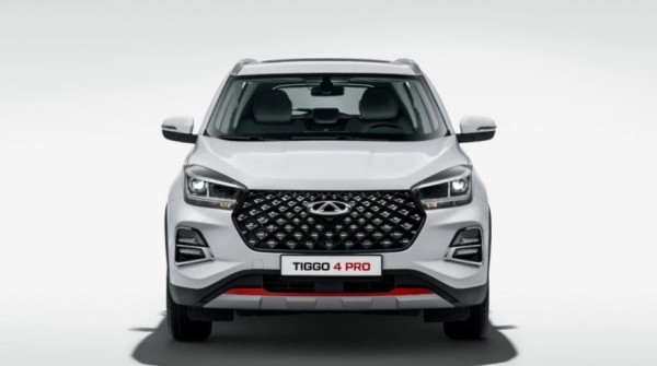 Эксперт сравнил Kia Seltos и Chery Tiggo 4 Pro