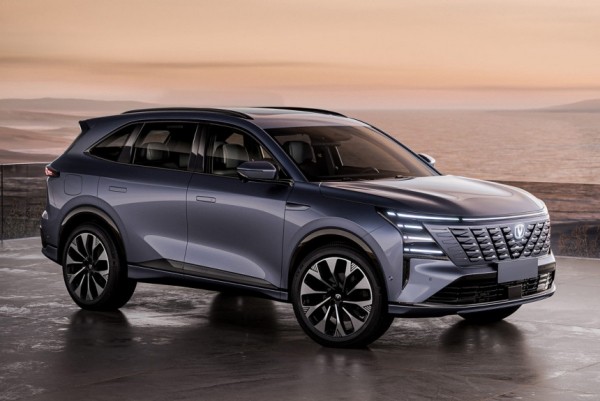 На подходе кроссовер Changan CS75 третьего поколения На подходе кроссовер Changan CS75 третьего поколения