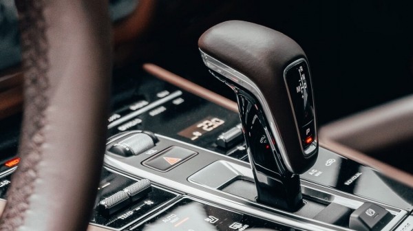 NJcar: как правильно парковаться на «автомате»