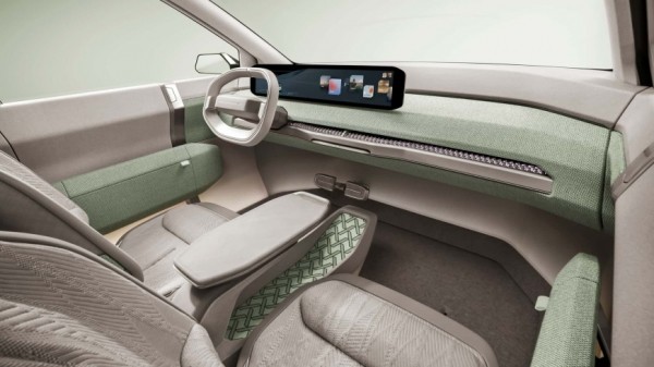 Новый Kia EV3 поступит в продажу 23 мая