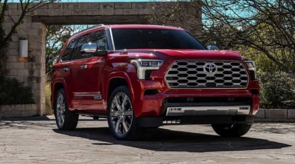 Почему Toyota не будет отказываться от выпуска автомобилей с бензиновыми двигателями Почему Toyota не будет отказываться от выпуска автомобилей с бензиновыми двигателями