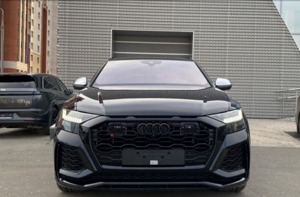 Самую дорогую иномарку в Кирове продают почти за 23 млн Самую дорогую иномарку в Кирове продают почти за 23 млн