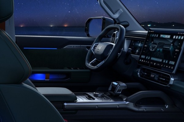 Тест китайского кроссовера Jetour T2 - недешевый, стильный и с полным приводом Тест китайского кроссовера Jetour T2 - недешевый, стильный и с полным приводом