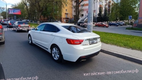 В Нижнем Новгороде замечена новая "Волга" В Нижнем Новгороде замечена новая "Волга"