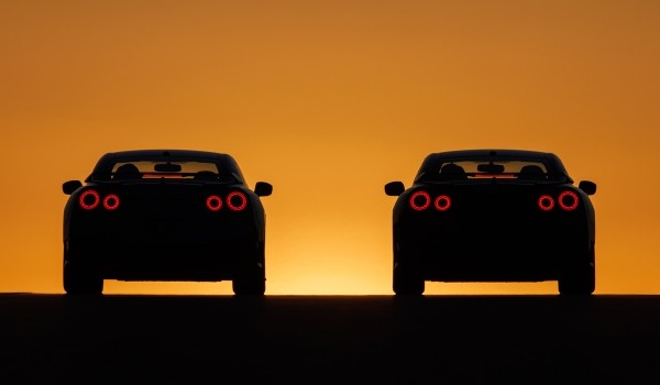 Nissan Z обрел ностальгическую версию, а GT-R покидает США Nissan Z обрел ностальгическую версию, а GT-R покидает США