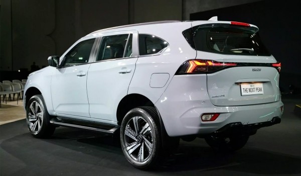 Обновлен рамный внедорожник Isuzu MU-X Обновлен рамный внедорожник Isuzu MU-X