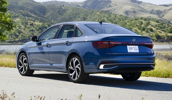 Седан Volkswagen Jetta седьмого поколения обновлен во второй раз