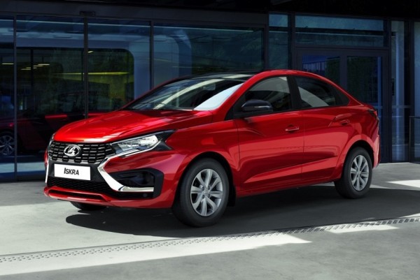 Состоялся первый показ седана Лада Искра Состоялся первый показ седана Лада Искра