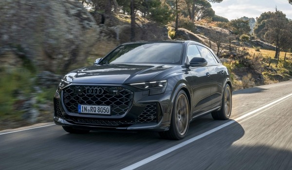 Представлен обновленный суперкроссовер Audi RS Q8