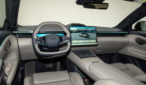 Седан Lynk & Co Z10 стал первым электромобилем марки Седан Lynk & Co Z10 стал первым электромобилем марки