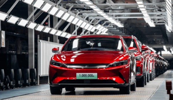 Исследование: Китай вложил в электромобили 230 млрд долларов Исследование: Китай вложил в электромобили 230 млрд долларов