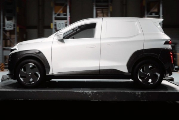 Российский электромобиль Атом: показан фургон Российский электромобиль Атом: показан фургон