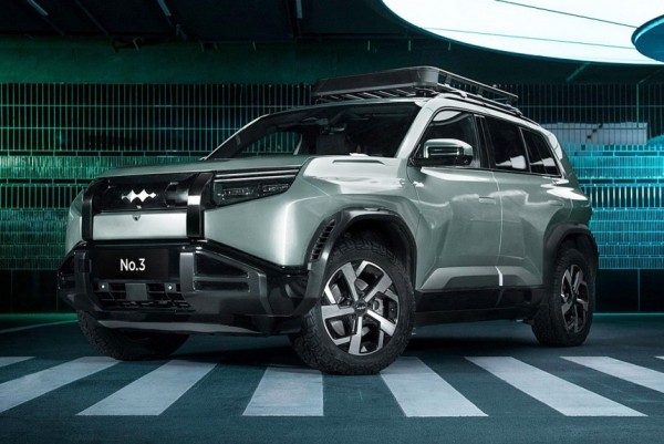 Кроссовер FangChengBao Super 3 показал три разных образа Кроссовер FangChengBao Super 3 показал три разных образа