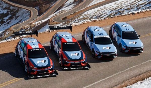Болиды Ford и Hyundai: электроспорт на Пайкс-Пике