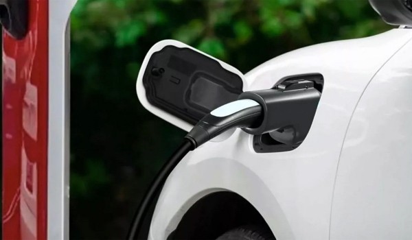 Дайджест дня: BYD в Узбекистане, синтетическое топливо и другие события индустрии Дайджест дня: BYD в Узбекистане, синтетическое топливо и другие события индустрии