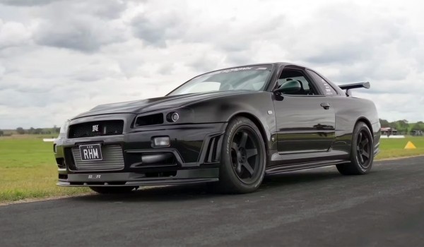 Дайджест дня: самый дорогой Hongqi, катер Abarth и другие события индустрии Дайджест дня: самый дорогой Hongqi, катер Abarth и другие события индустрии