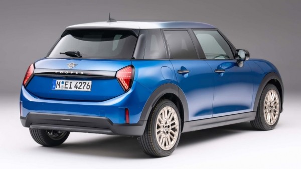 Что нового в пятидверном Mini Cooper мощностью 201 л.с. Что нового в пятидверном Mini Cooper мощностью 201 л.с.