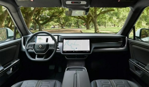 Представлены обновленные электромобили Rivian R1S и R1T Представлены обновленные электромобили Rivian R1S и R1T