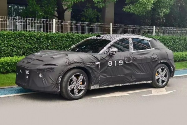 В Китае замечен будущий кроссовер Xiaomi В Китае замечен будущий кроссовер Xiaomi