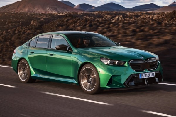 Новый BMW M5 оказался медленнее предшественника