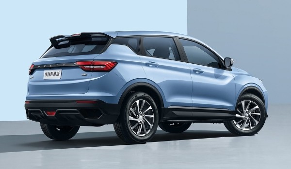 Упрощенный Geely Coolray: атмосферник и вариатор Упрощенный Geely Coolray: атмосферник и вариатор