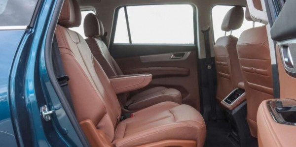 Эксперт назвал странности нового минивэна Haima 7X