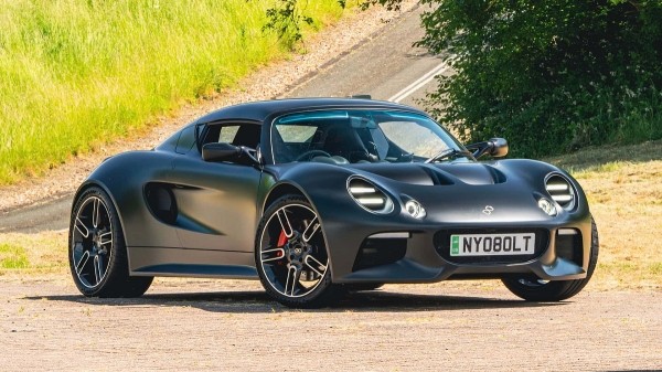 Этот электромобиль поставил рекорд по скорости зарядки Этот электромобиль поставил рекорд по скорости зарядки