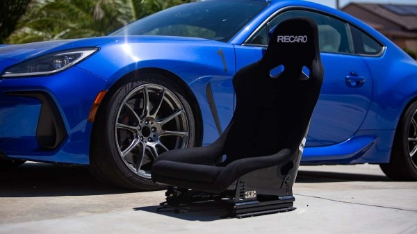 Как установка хорошего ковшеобразного сиденья может сильно преобразить Subaru BRZ Как установка хорошего ковшеобразного сиденья может сильно преобразить Subaru BRZ