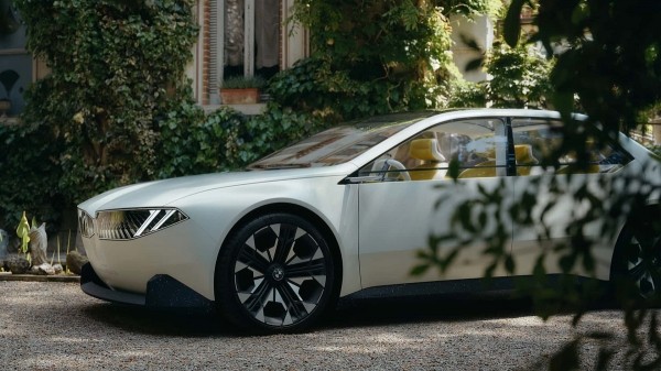 Компания BMW уверяет, что всех поразит электрическая версия BMW M3 Компания BMW уверяет, что всех поразит электрическая версия BMW M3