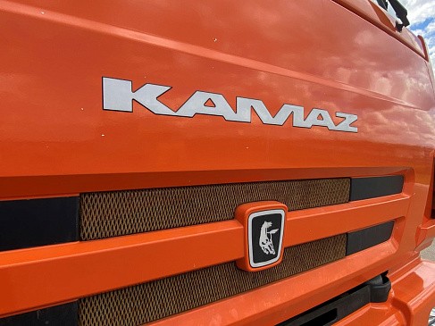 Лифтбек «Москвич 6» в особой ливрее появился в такси