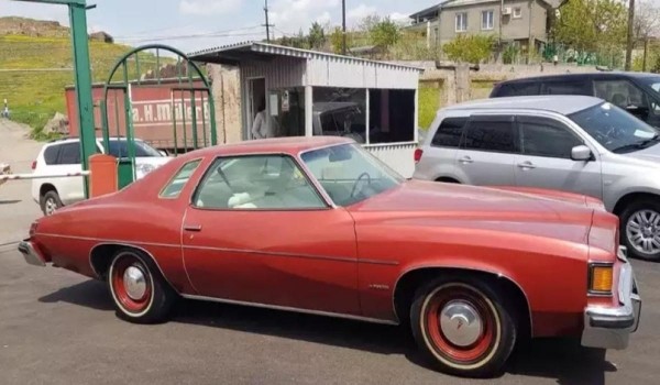 На российской вторичке появился культовый американский автомобиль На российской вторичке появился культовый американский автомобиль
