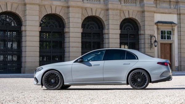 Почему у турецкой версии Mercedes E-Class мотор объемом всего ...1,0 литр Почему у турецкой версии Mercedes E-Class мотор объемом всего ...1,0 литр