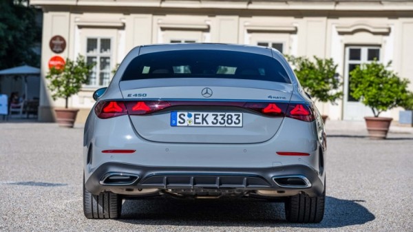 Почему у турецкой версии Mercedes E-Class мотор объемом всего ...1,0 литр Почему у турецкой версии Mercedes E-Class мотор объемом всего ...1,0 литр